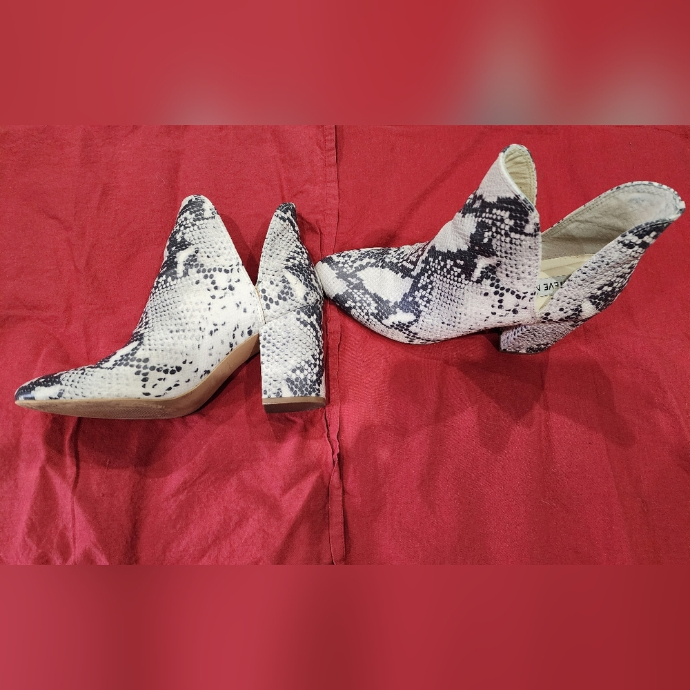 STEVE MADDEN | Rookie Side-cut Booties | Size 8.5 Women's - Picture 5 of 14